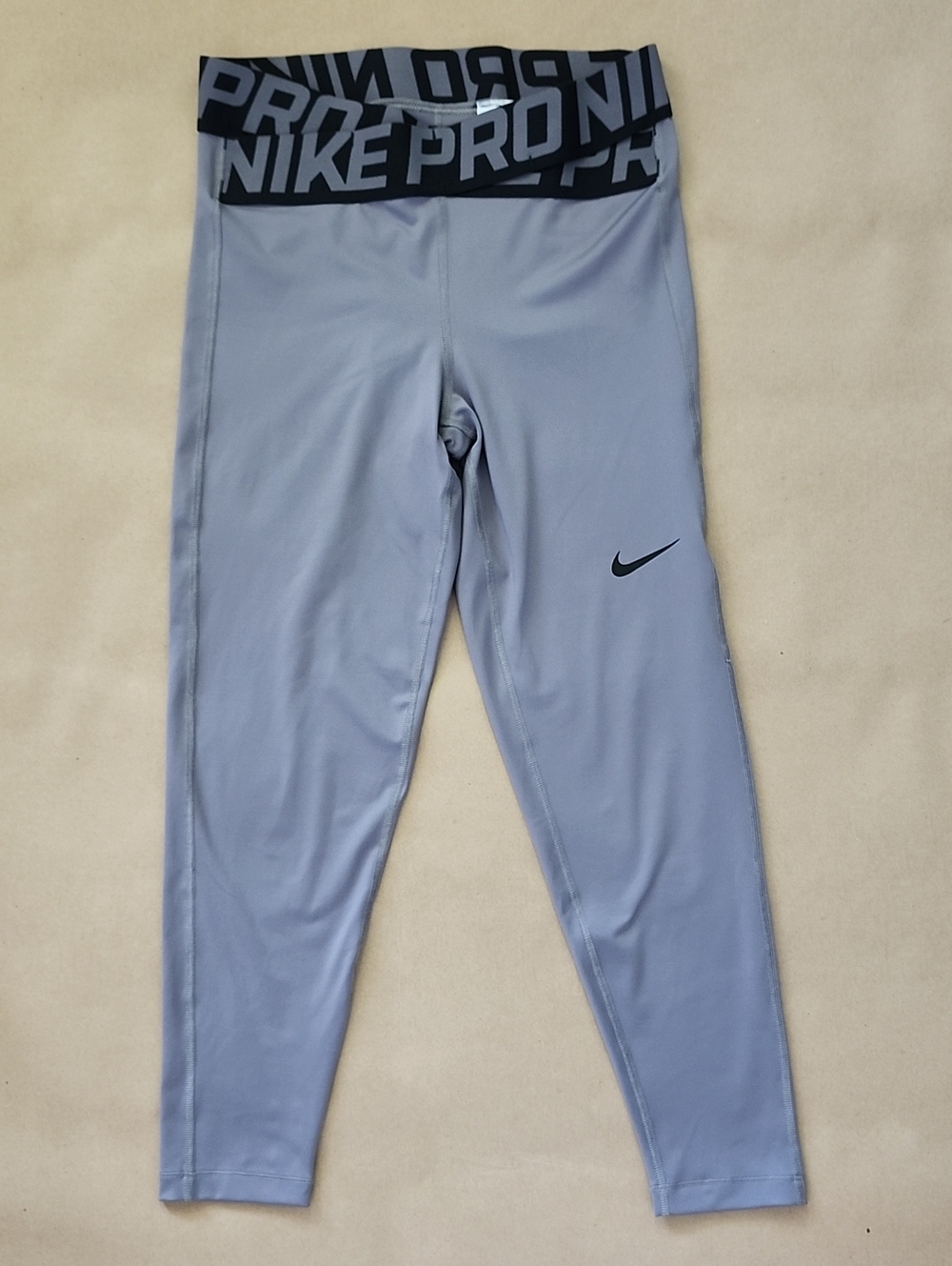 NIKE Grey Pro Intertwist 7/8 Training Tights- Great Condition